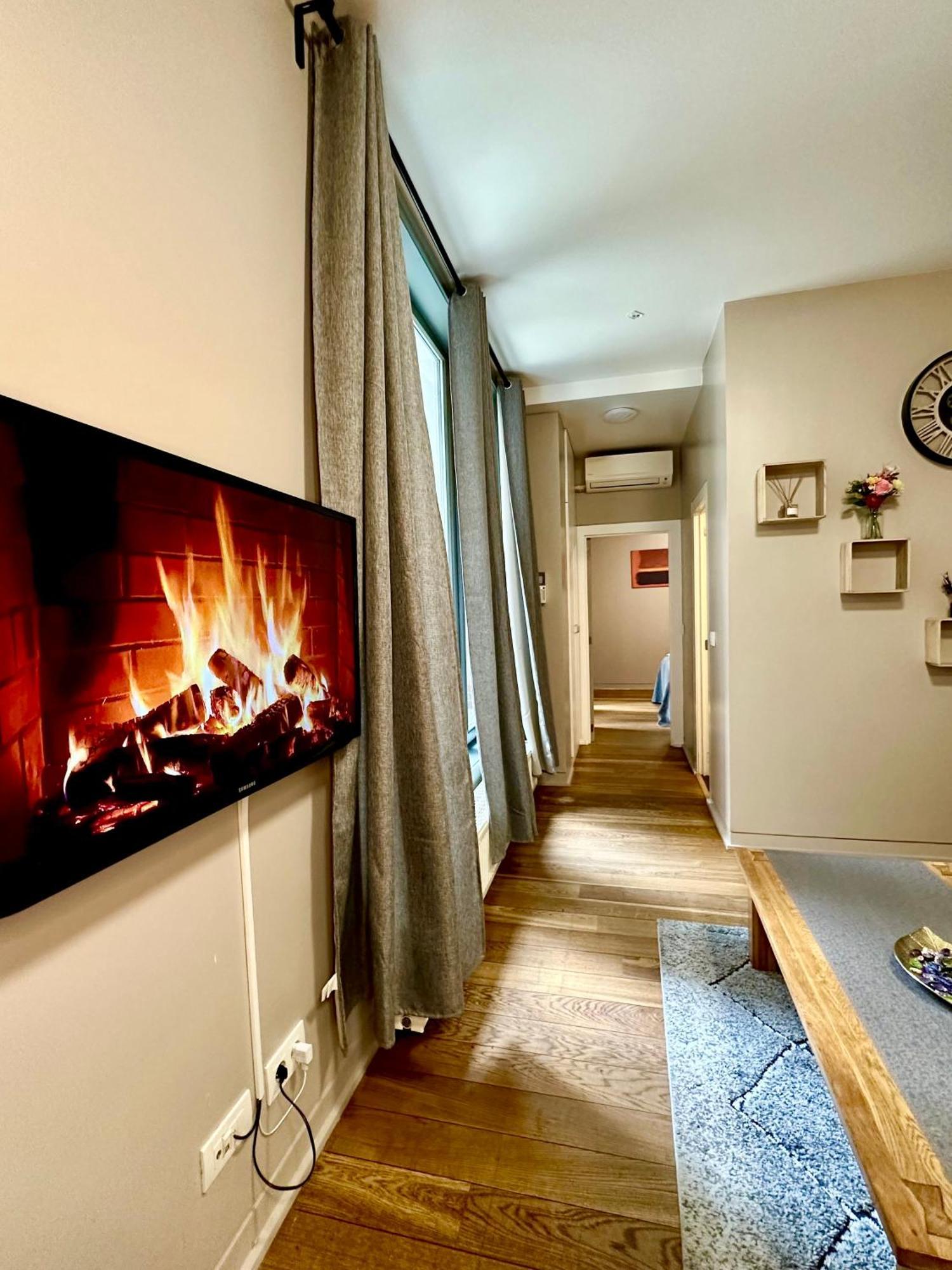 Luxury Suites Castel By Rikas Hotels Antwerp Exterior photo